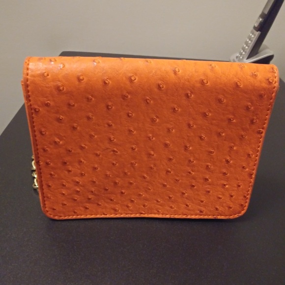 Banana Republic cross body, use 1x excellent . - Picture 4 of 4